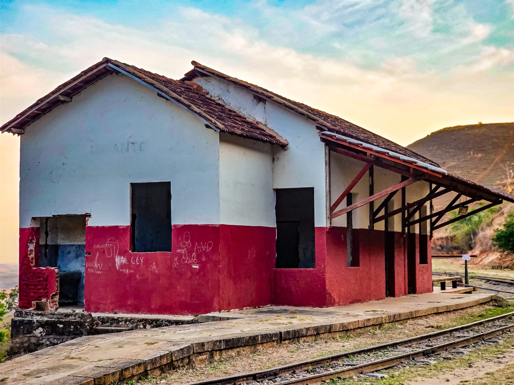 Antiga estação da Serra do Mirante