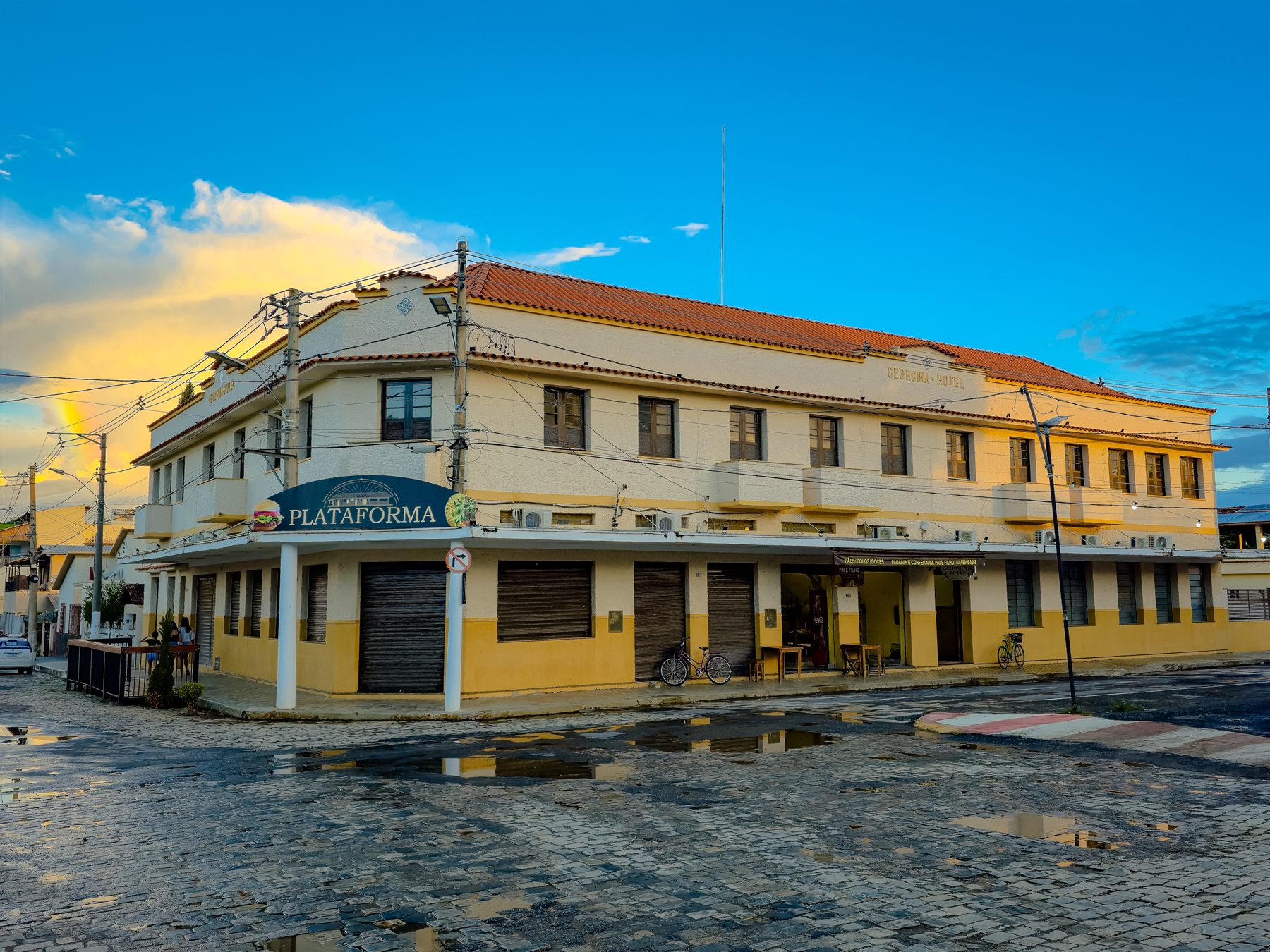 Georgina Hotel