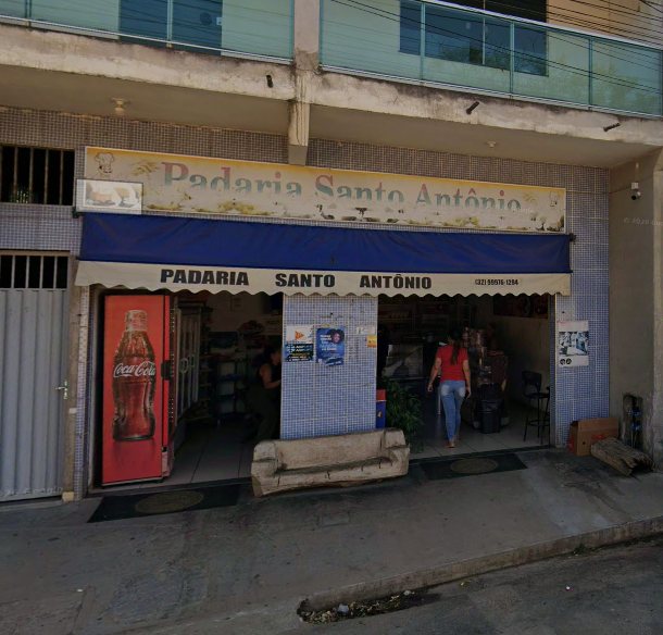 Fachada da Padaria Santo Antônio em São Geraldo